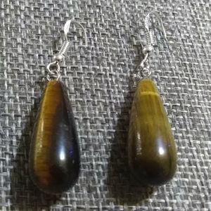 NWT- LARGE TEARDROP TIGER EYE STERLING EARRINGS.